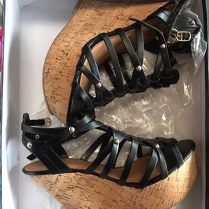Y-NOT shoes- Black Wedges